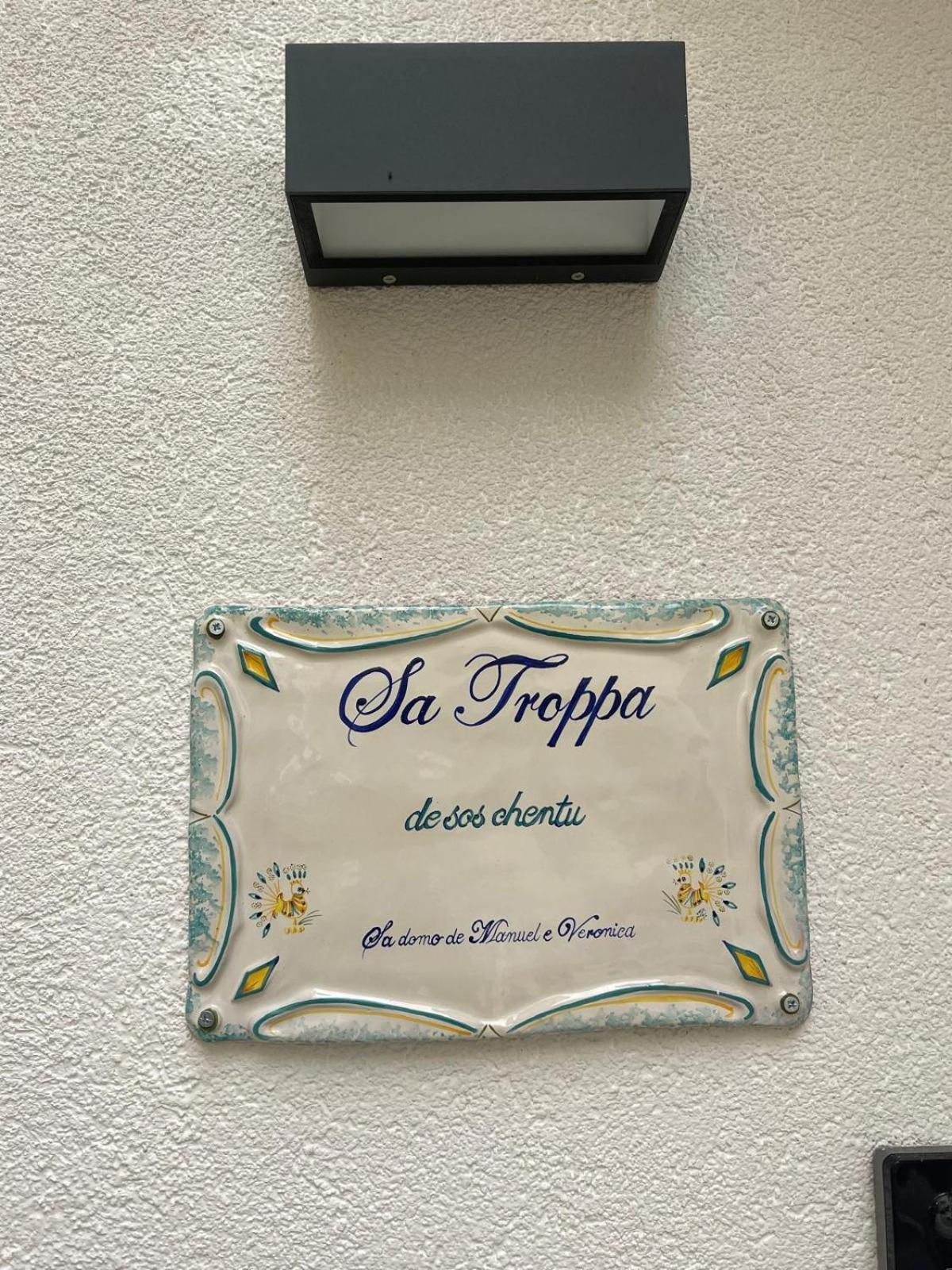 Sa Troppa De Sos Chentu Hotel Доргали Екстериор снимка