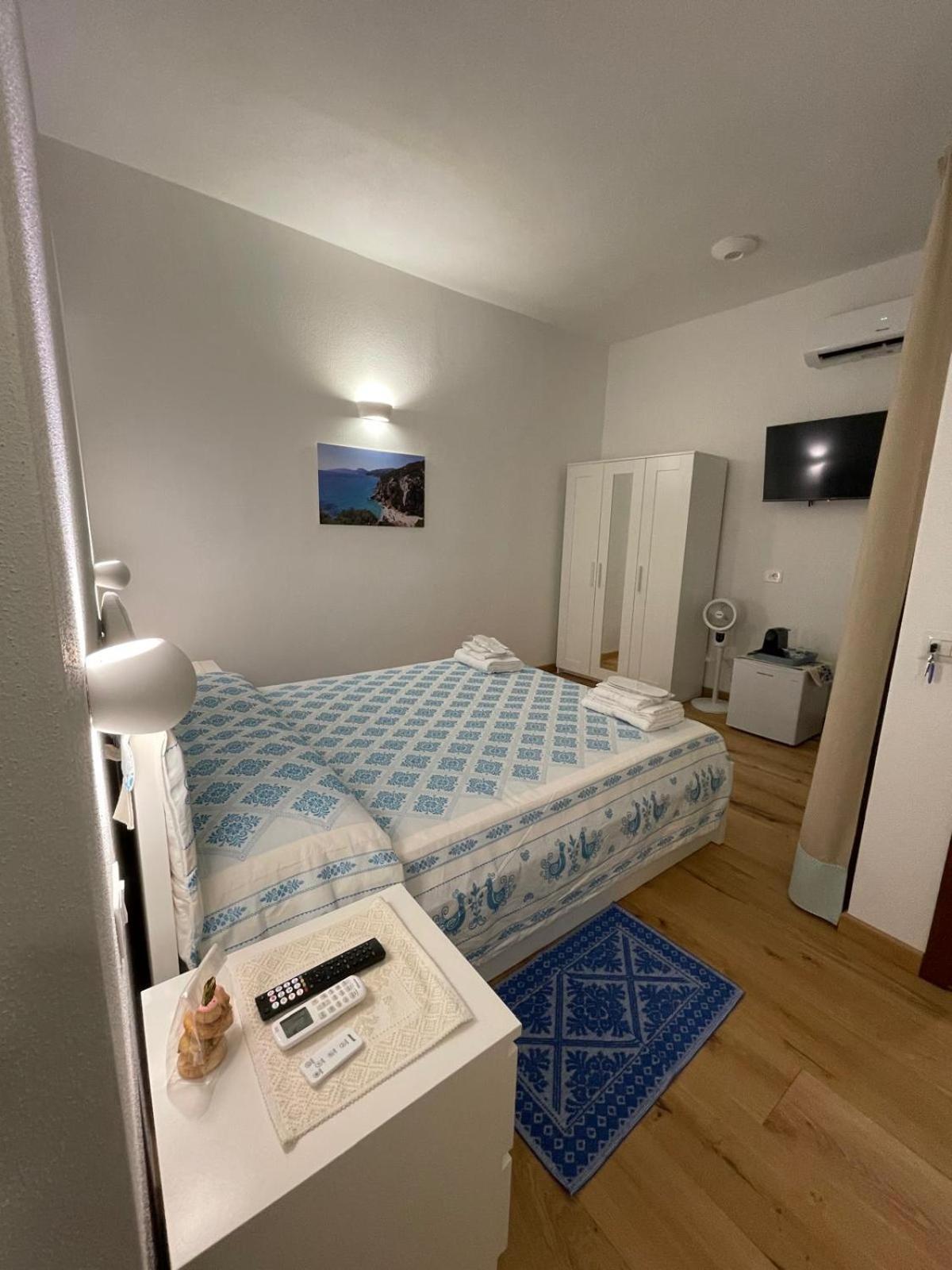 Sa Troppa De Sos Chentu Hotel Доргали Екстериор снимка